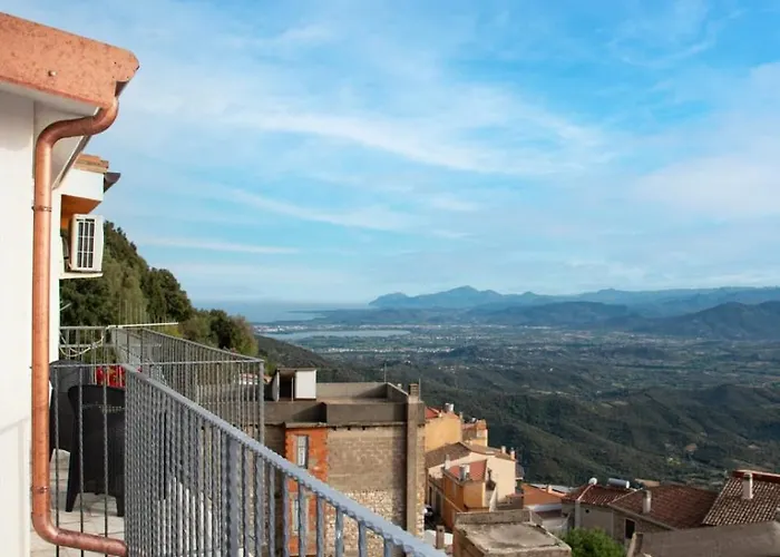 Alojamento de Acomodação e Pequeno-almoço Golgo 3*